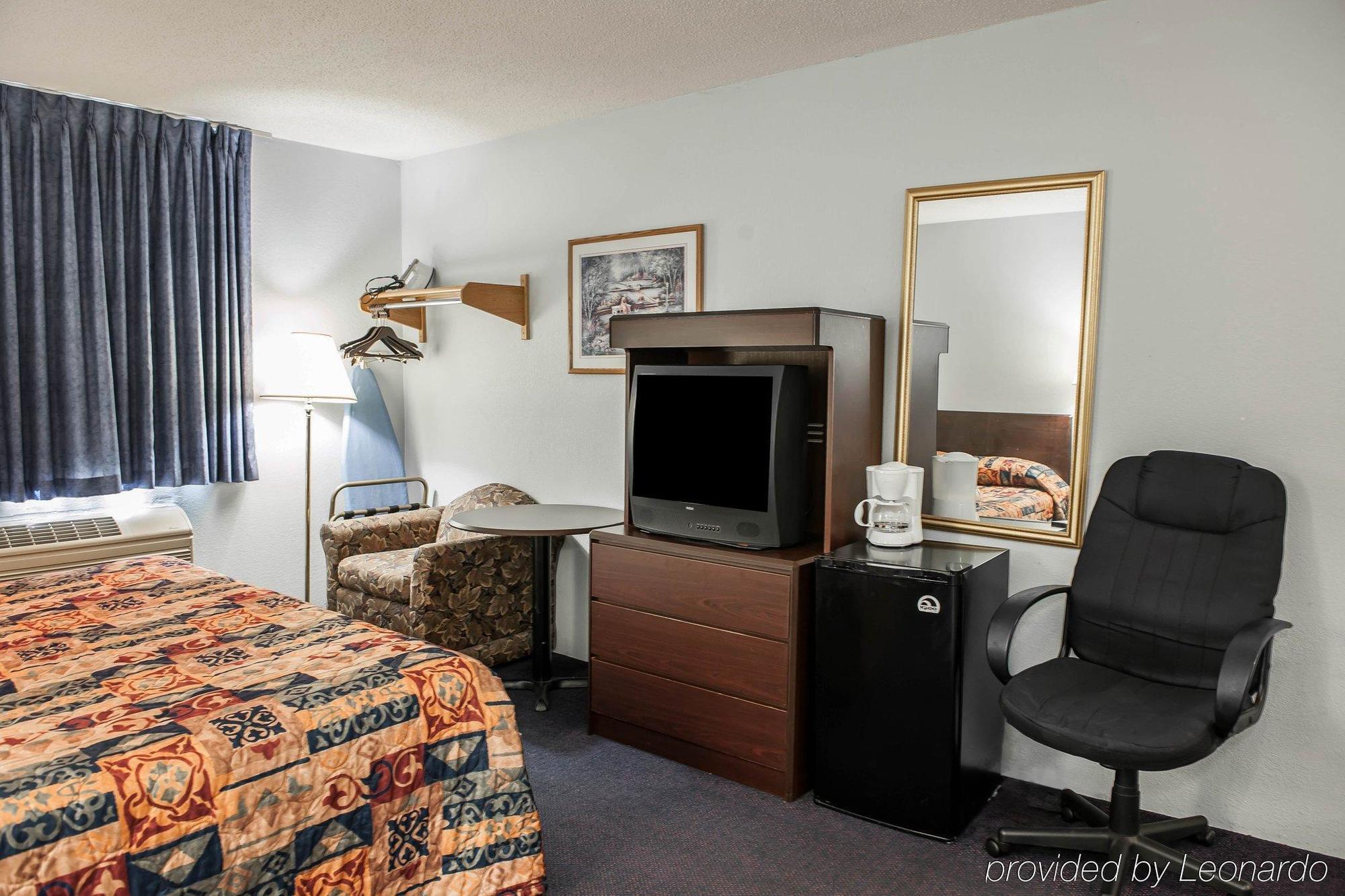 Econo Lodge West Lafayette Luaran gambar