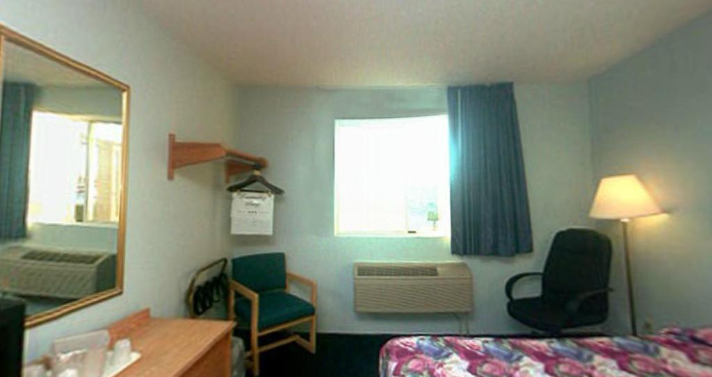 Econo Lodge West Lafayette Luaran gambar